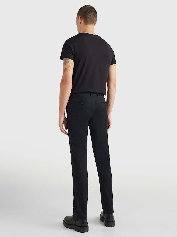 Tommy Hilfiger 1985 Essential Bleecker Slim Fit Men's Chino Pants Black | zvM0GBYJsxcZ