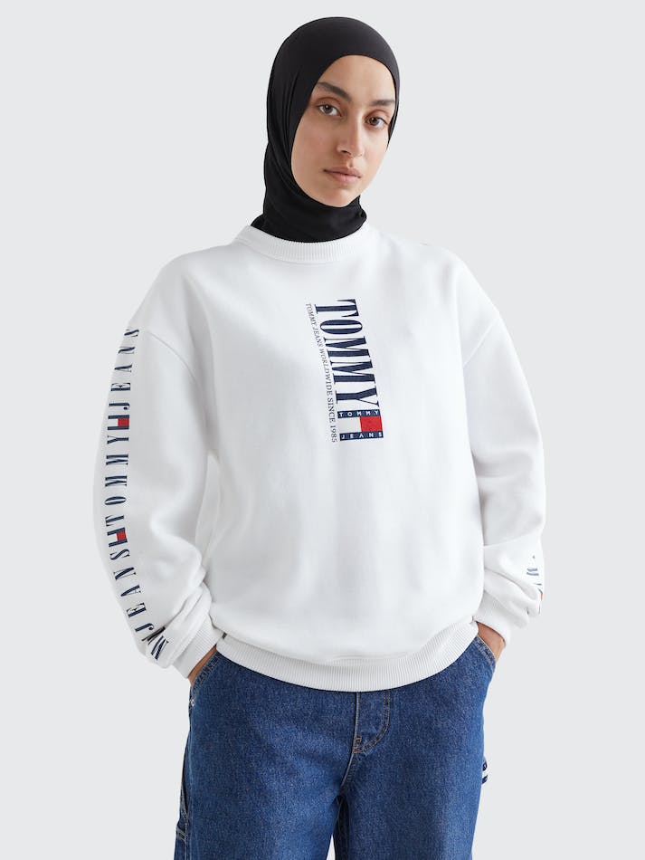 Tommy Jeans Archive Relaxed Fit Logo Women's Sweatshirt White | byDtlwSYwZTu