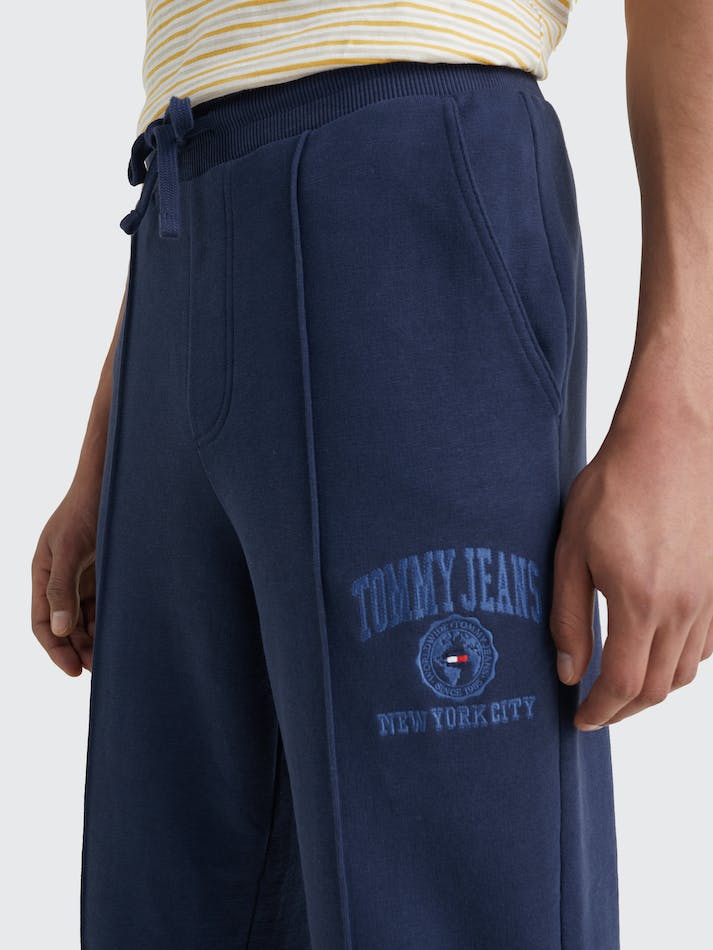 Tommy Jeans Baxter College Logo Men's Jogger Navy | 7oR0fWnQryQK