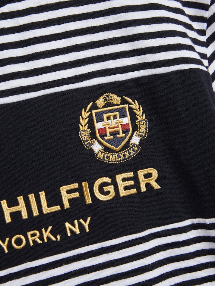 Tommy Hilfiger Boys 8-16 Stripe Logo Embroidery Kids' T Shirts Blue Stripes / White | gDCAhseeE3ul