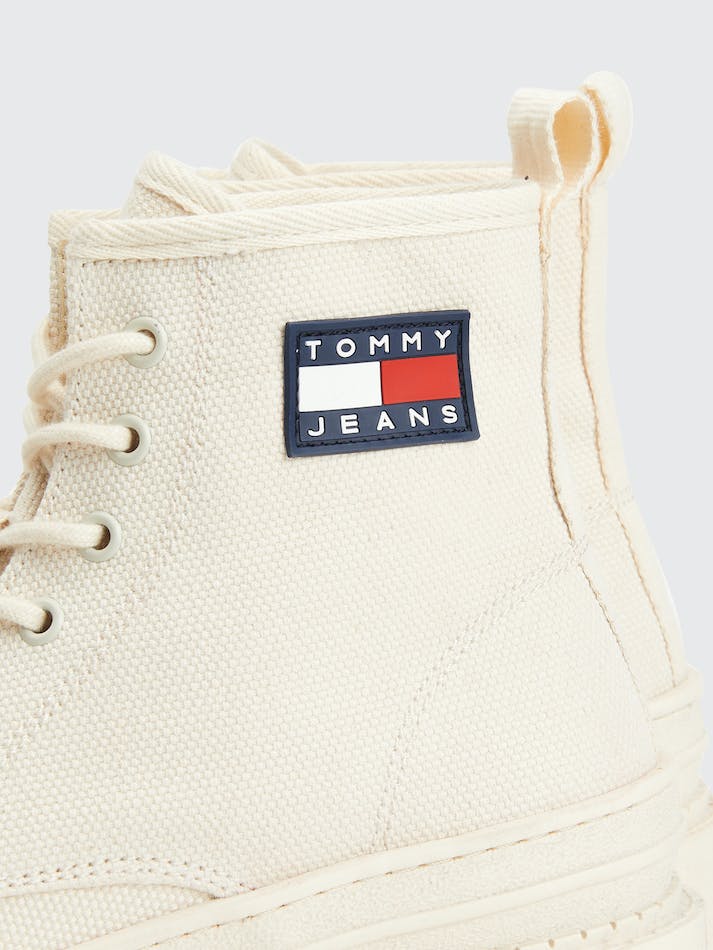 Tommy Hilfiger Chunky Cleat Lace-Up Women's Boots White | 3y2VWhwn4sd6