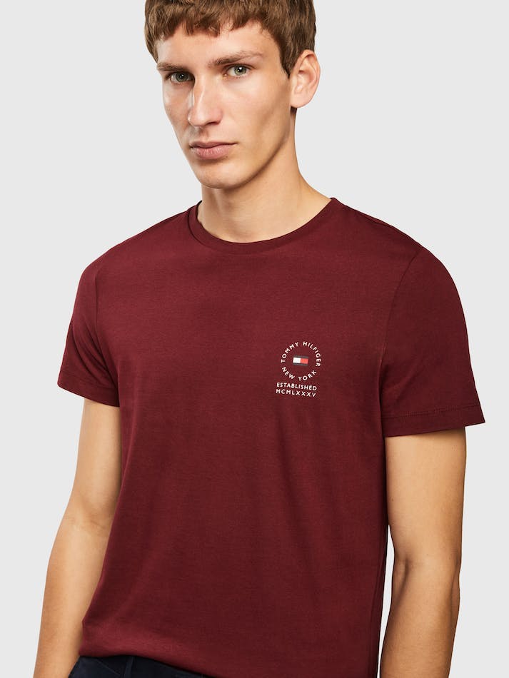 Tommy Hilfiger Circle Chest Men's T Shirts Dark Red | b7sMHgUaQa7N