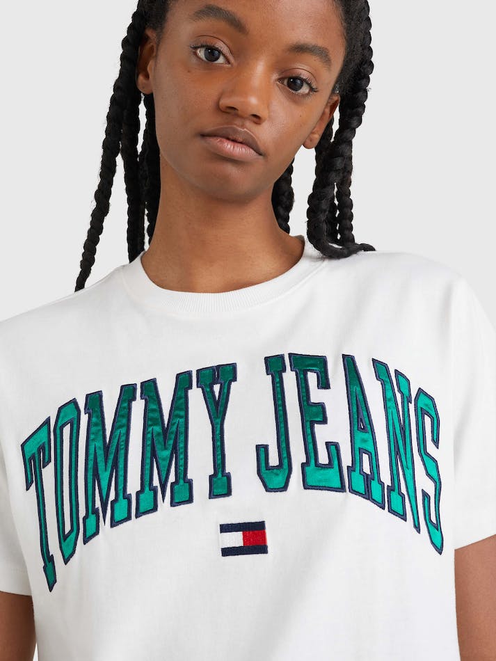 Tommy Jeans College Relaxed Fit Logo Women's T Shirts White | 3LcAC55Dsy1z