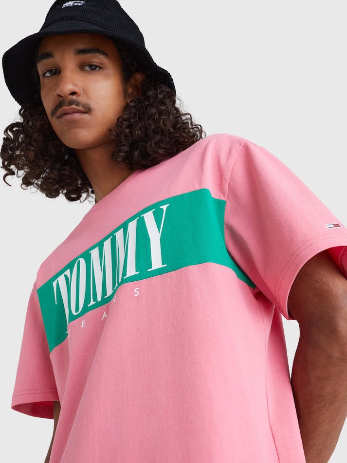 Tommy Jeans Colour-Blocked Logo Men's T Shirts Pink | yirMq5PECLuf