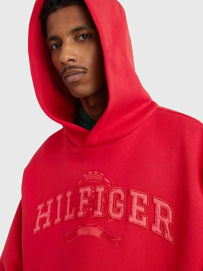 Tommy Hilfiger Crest Applique Oversized Men's Hoodie Red | rc0e6iy1fmmw