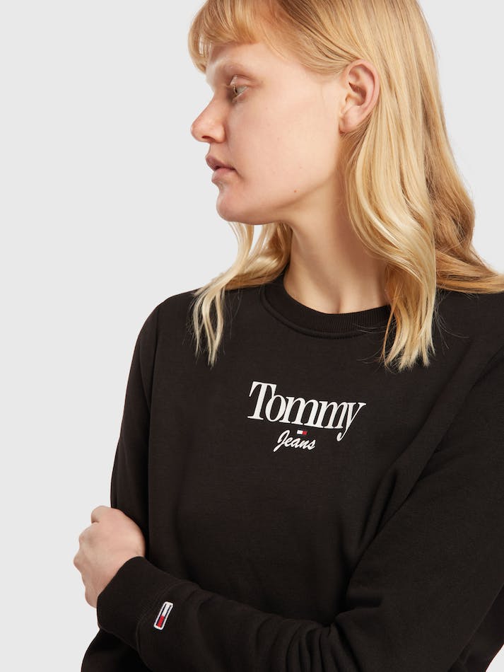 Tommy Jeans Essential Logo Crew Neck Women's Sweatshirt Black | kVv8Zavle6Sp