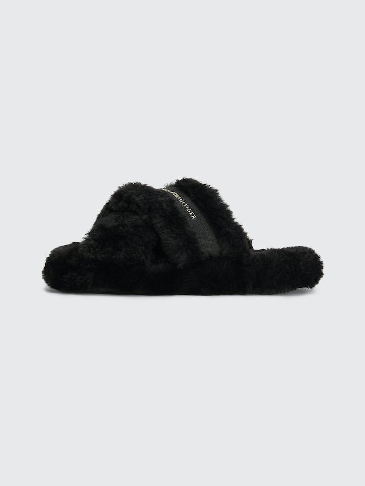 Tommy Hilfiger Faux Fur Logo Strap Home Women's Slides Black | YfsvlqGyTG9o