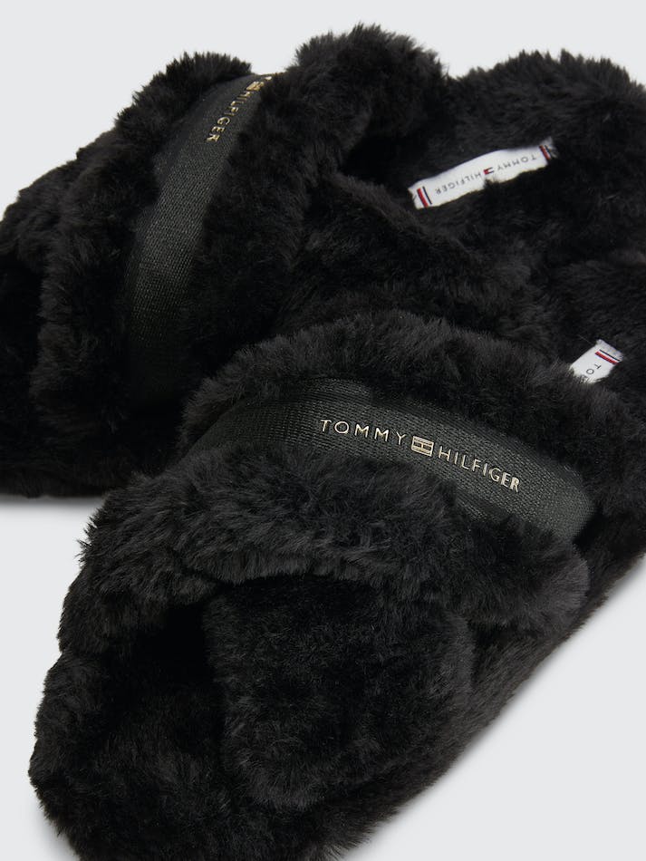 Tommy Hilfiger Faux Fur Logo Strap Home Women's Slides Black | YfsvlqGyTG9o