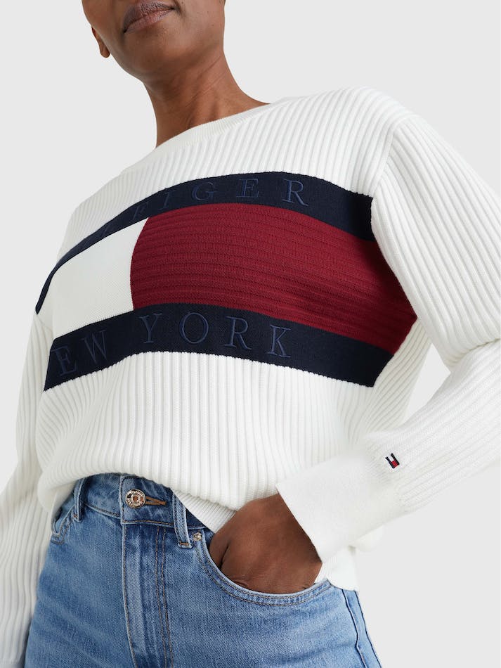 Tommy Hilfiger Flag Crew Neck Women's Jumpers White | 1SKUshKYTEQk