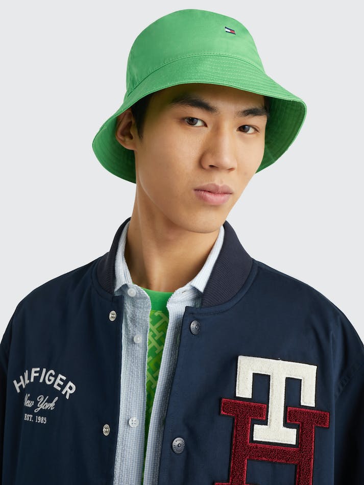 Tommy Hilfiger Flag Embroidery Bucket Men\'s Hats Light Green | miRQqF64NdZV