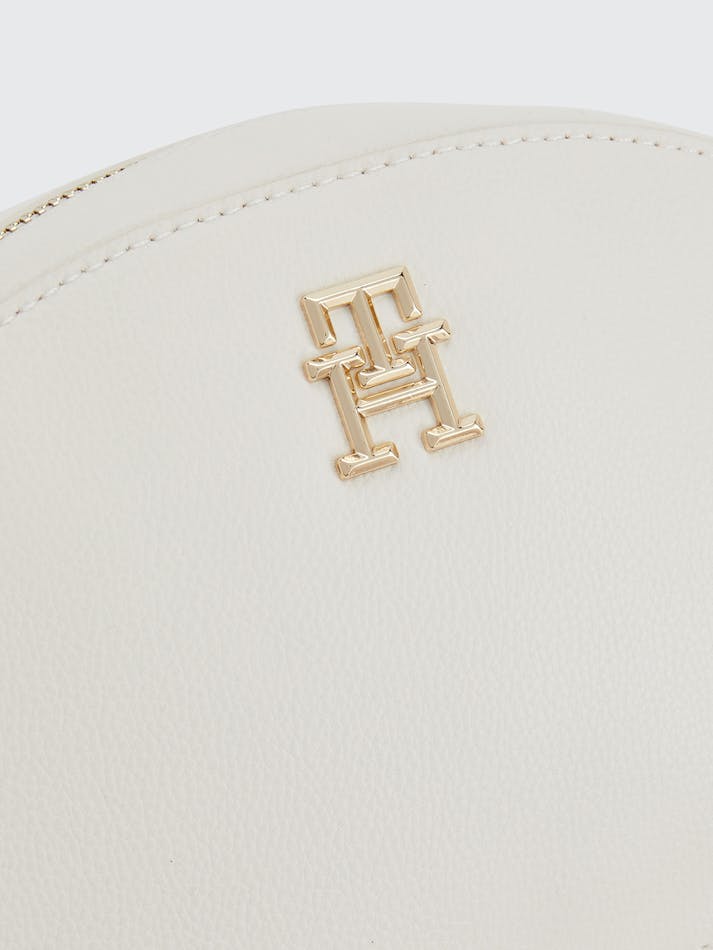 Tommy Hilfiger Half-Moon Camera Women's Bags White | vJC5u0fNpONi