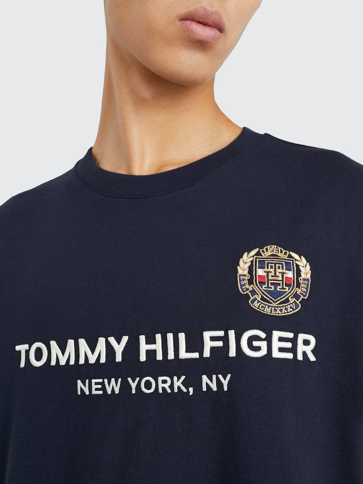 Tommy Hilfiger Icons Crest Men's T Shirts Blue | ErBvlVaQOqSo