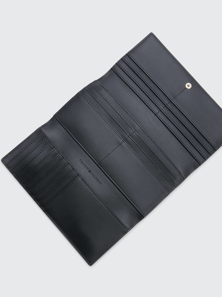 Tommy Hilfiger Large Monogram Women's Wallets Black | zxo97HliHBre