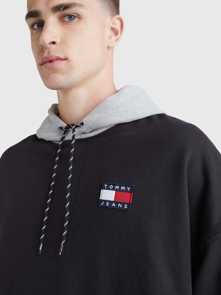 Tommy Jeans Logo Embroidery Relaxed Fit Men's Hoodie Black | tzFmE9ySvky5