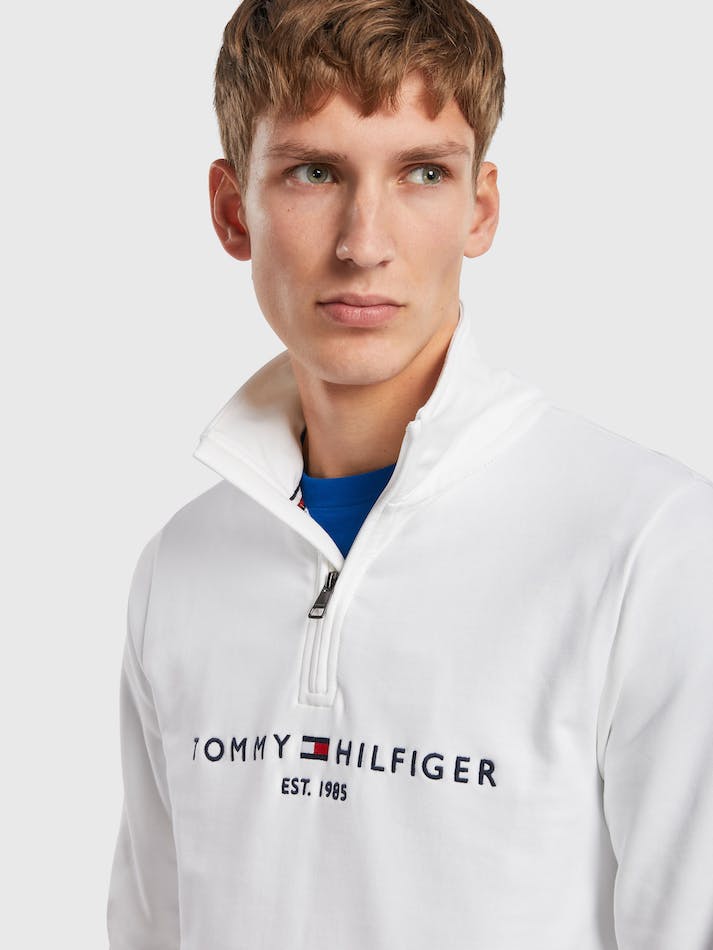 Tommy Hilfiger Logo Mockneck Men's Jumpers White | ghX8CczKQ8KB