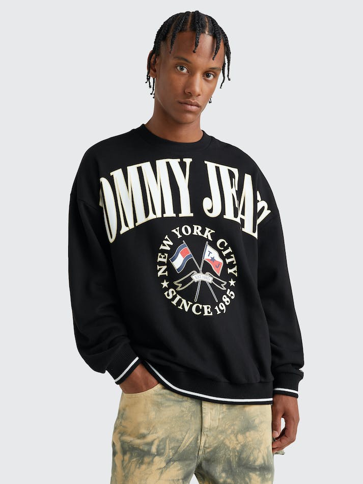 Tommy Jeans Logo Skater Men's Sweatshirt Black | W2m7kaTC4U19