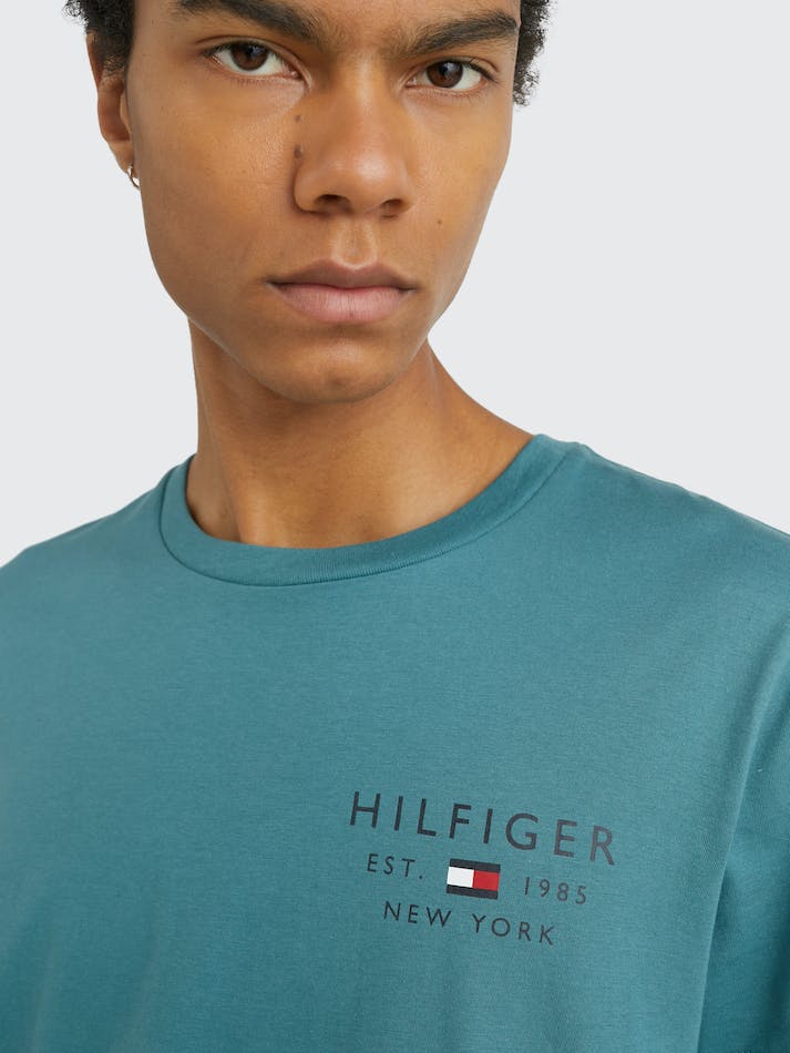 Tommy Hilfiger Logo Slim Fit Men's T Shirts Green | OnTBdCkQO3ci