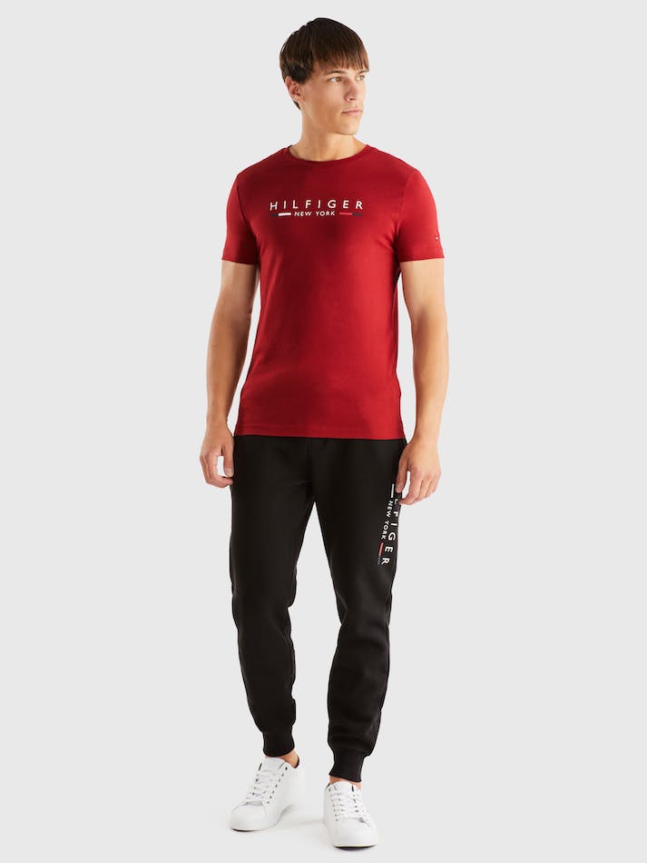 Tommy Hilfiger NYC Logo Slim Fit Men's T Shirts Red | Ru2rPK0k3i4c