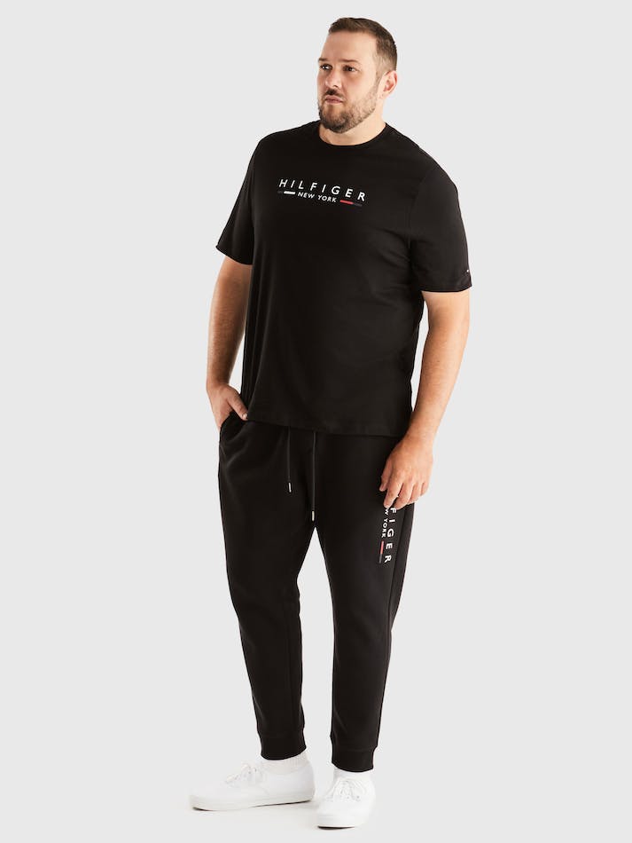 Tommy Hilfiger New York Men's T Shirts Black | Oqp3V4KOkT5Y