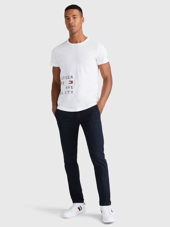 Tommy Hilfiger Offset Logo Slim Fit Men's T Shirts White | a60gI55MHte8