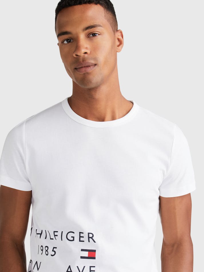 Tommy Hilfiger Offset Logo Slim Fit Men's T Shirts White | a60gI55MHte8