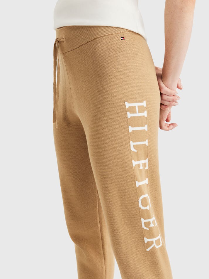 Tommy Hilfiger Organic Cotton Logo Women's Jogger Khaki | cgAdHv9n36ZJ