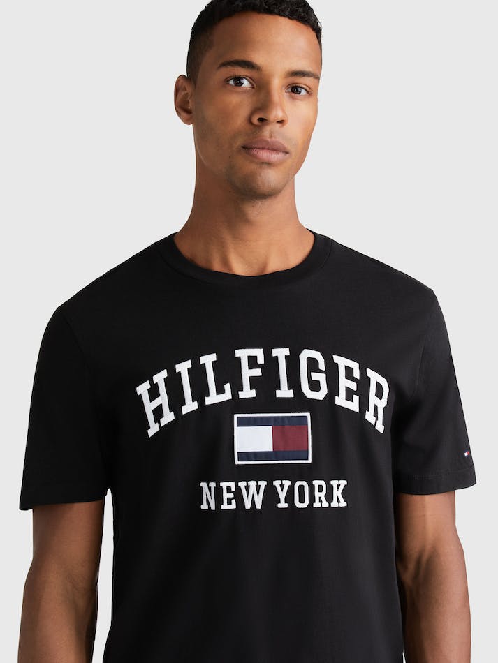 Tommy Hilfiger Outline Men's T Shirts Black | hUHPfZQmS54C