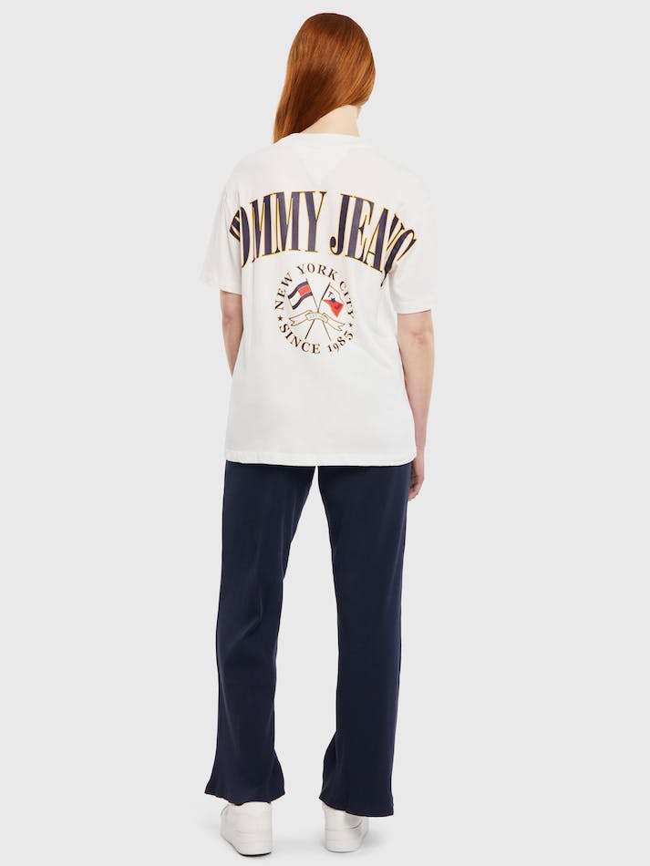 Tommy Jeans Oversized Fit Logo Women's T Shirts White | e8jmOz6uaeDr