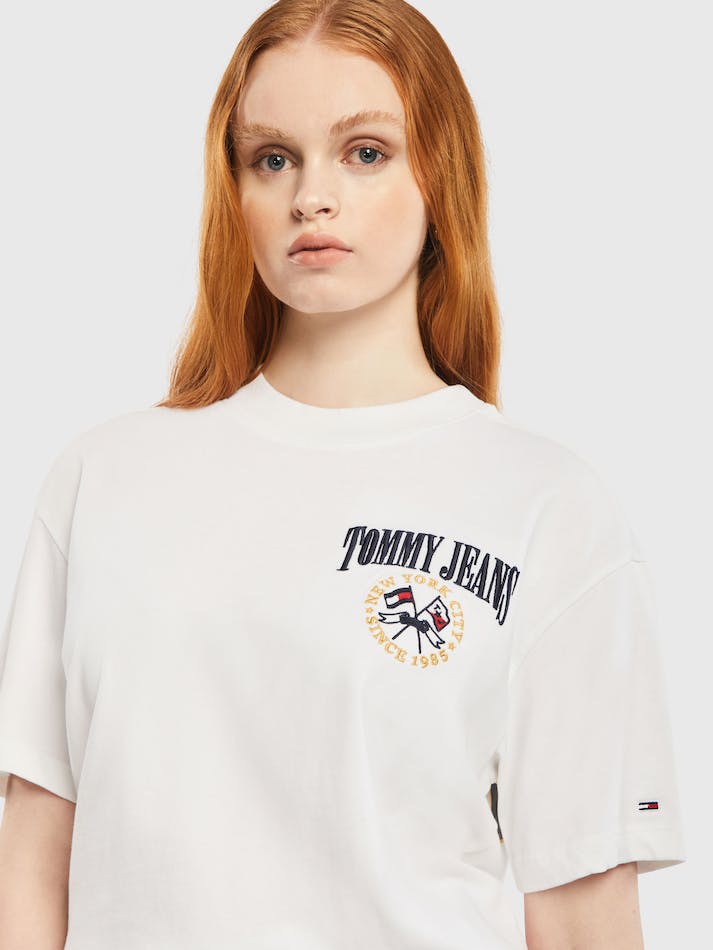 Tommy Jeans Oversized Fit Logo Women's T Shirts White | e8jmOz6uaeDr