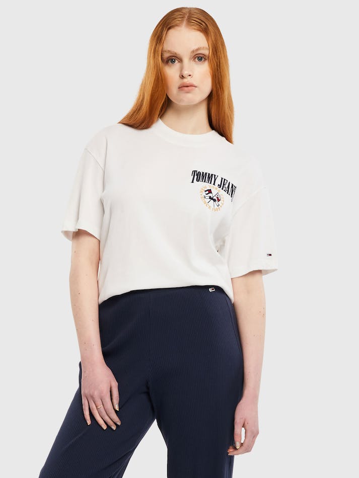 Tommy Jeans Oversized Fit Logo Women\'s T Shirts White | e8jmOz6uaeDr