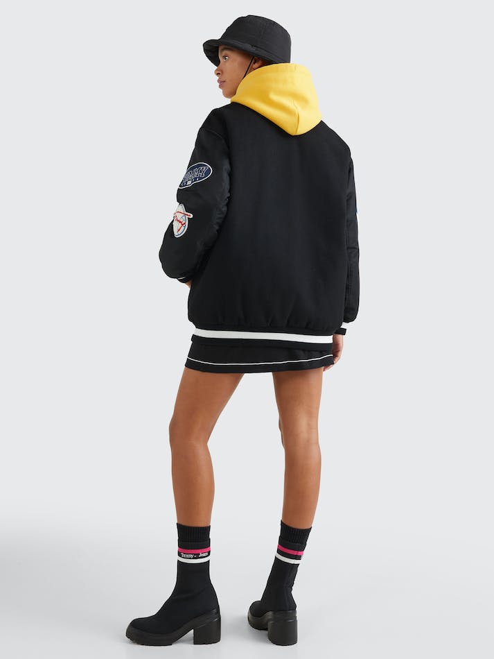 Tommy Jeans Oversized Logo Varsity Women's Jackets Black | MClmRmfdmAyP