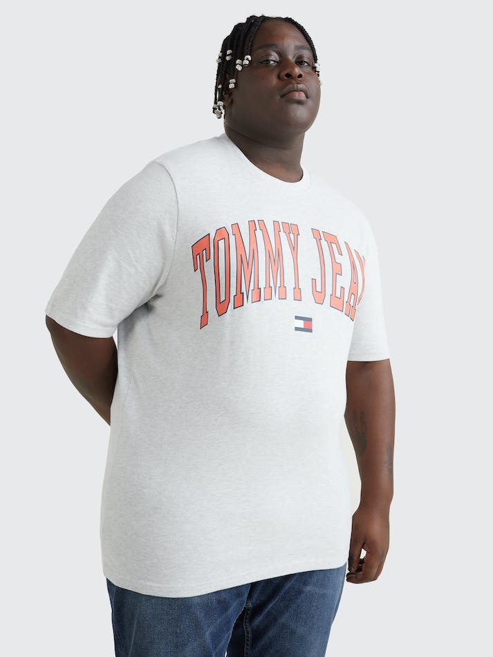 Tommy Jeans Plus College Logo Classic Fit Men's T Shirts Silver Grey | mi9HNSsabMey