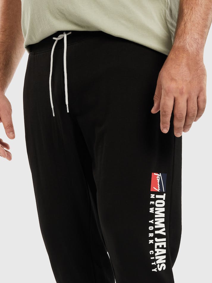 Tommy Jeans Plus Entry Athletic Men's Sweatpants Black | FQ8qqVsn6ZIj