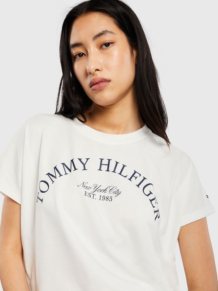 Tommy Hilfiger Relaxed Arched Hilfiger Women's T Shirts White | 4WPxXOTy7jpF