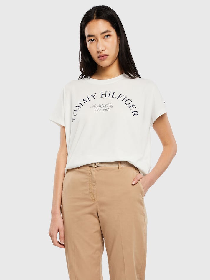 Tommy Hilfiger Relaxed Arched Hilfiger Women\'s T Shirts White | 4WPxXOTy7jpF