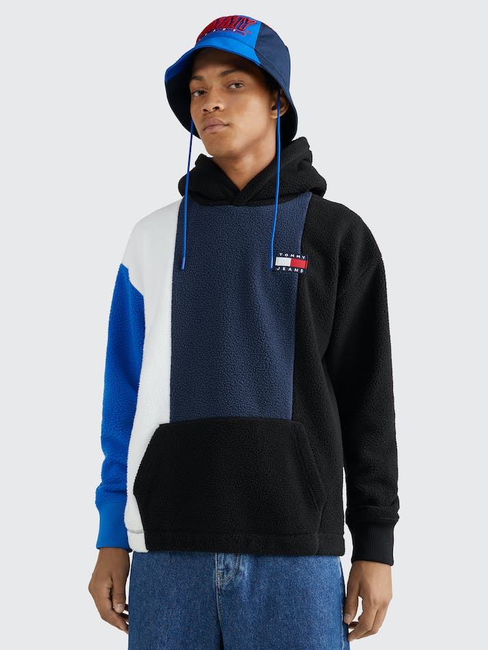 Tommy Jeans Relaxed Colour-Blocked Polar Fleece Men's Hoodie Black | m2CiHnHW6RLf