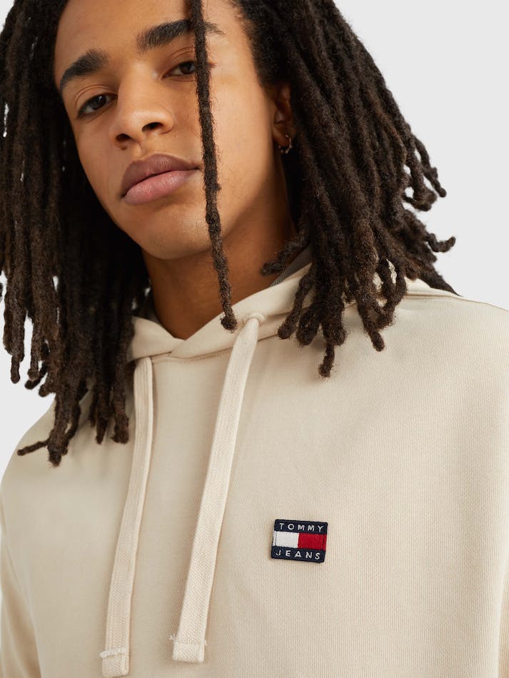 Tommy Jeans Relaxed Fit Badge Men's Hoodie Beige | LkxBG6r74PLE