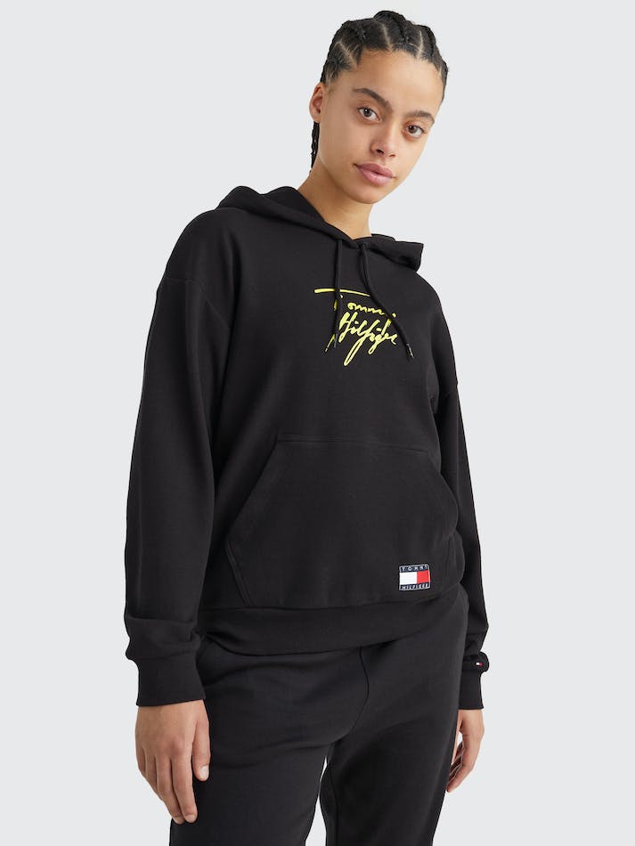 Tommy Hilfiger Signature Logo Women\'s Hoodie Black | szbit3hQU3CC