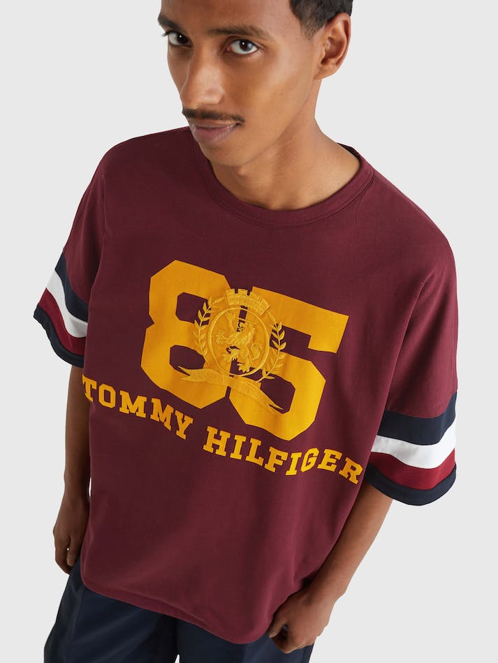 Tommy Hilfiger THL Oversized Reversible Varsity Men's T Shirts Dark Red / Blue | M8xFuUqYmqlM