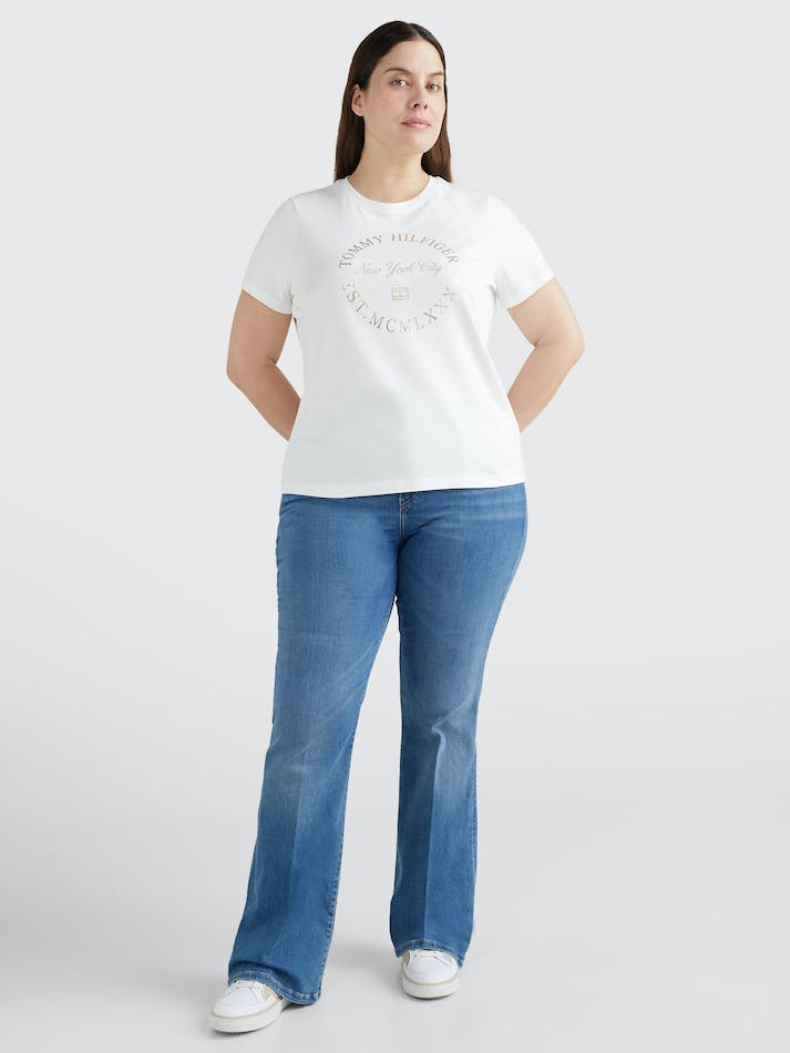 Tommy Hilfiger Curve Metallic Logo Women's T Shirts White | 2KNcUDgIJVSJ