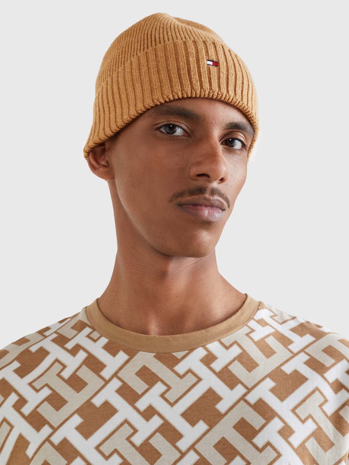 Tommy Hilfiger Essential Flag Rib-Knit Men's Beanie Khaki | dl3Y2LbpGvvm